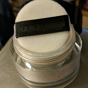 Giorgio Armani Micro-Fil loose powder "Pink Light"